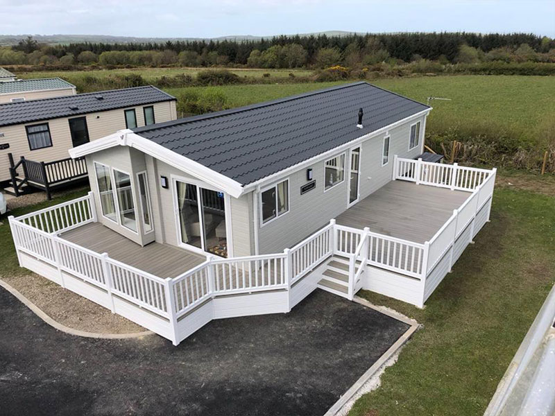 Static Caravan & Lodge Plastic Decking Boards | UPVC Kits (UK)